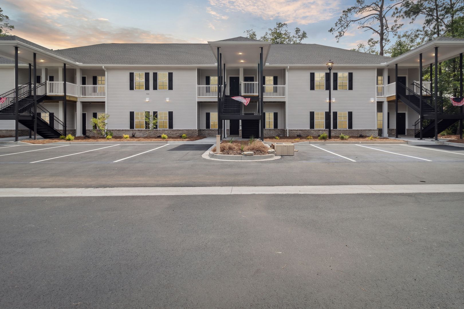 Hinesville Apartment: 905 Olmstead Rd