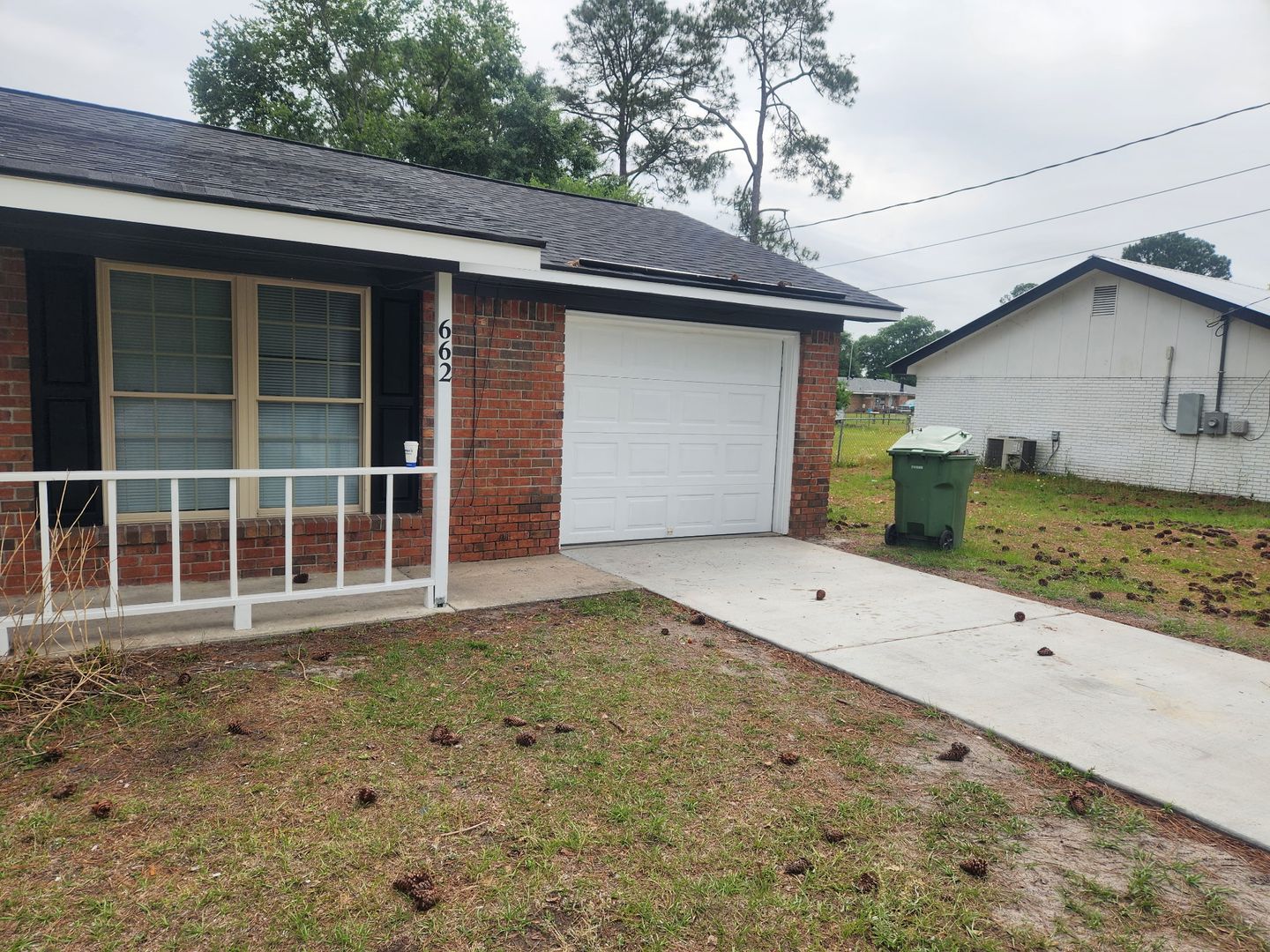 Hinesville House: 662 Mahoney Road