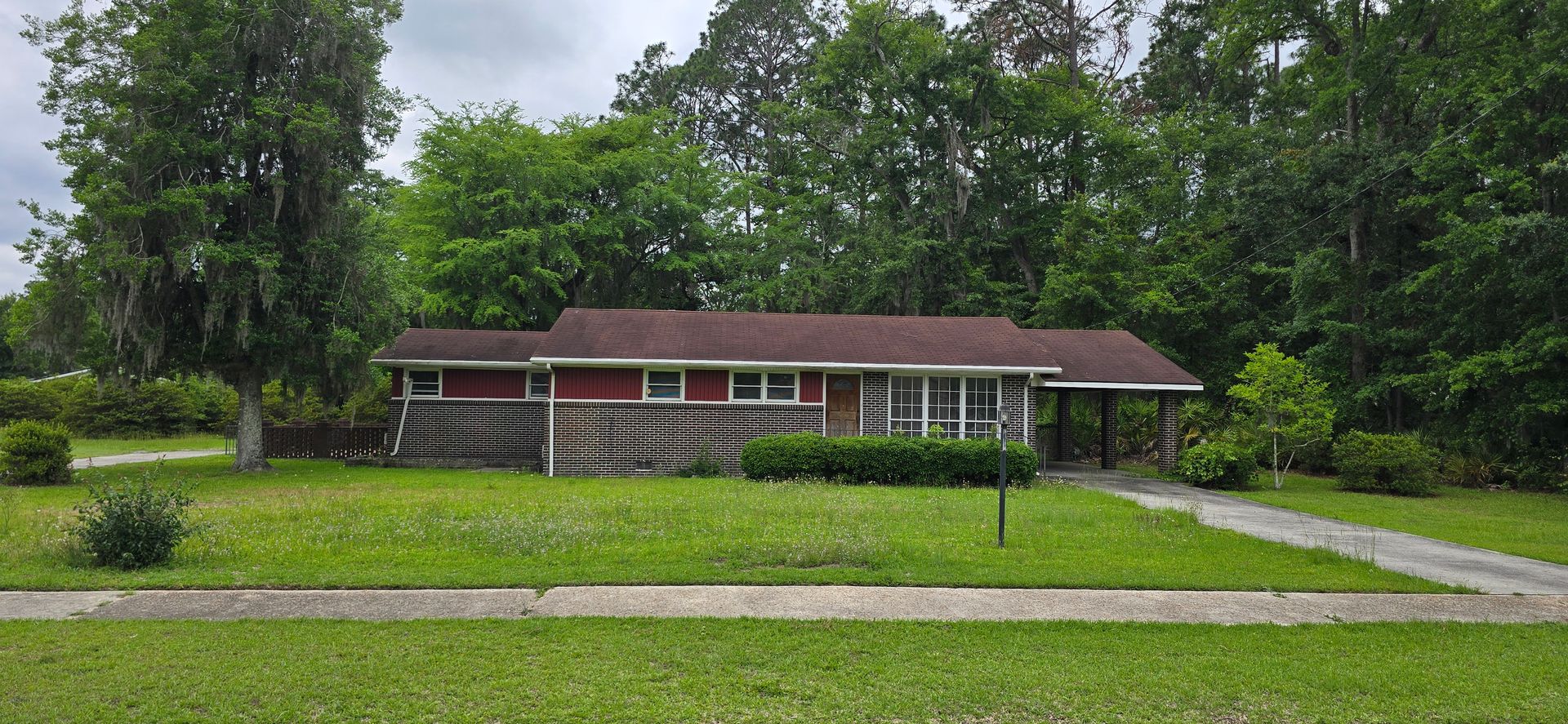 Hinesville House: 829 Olmstead Drive