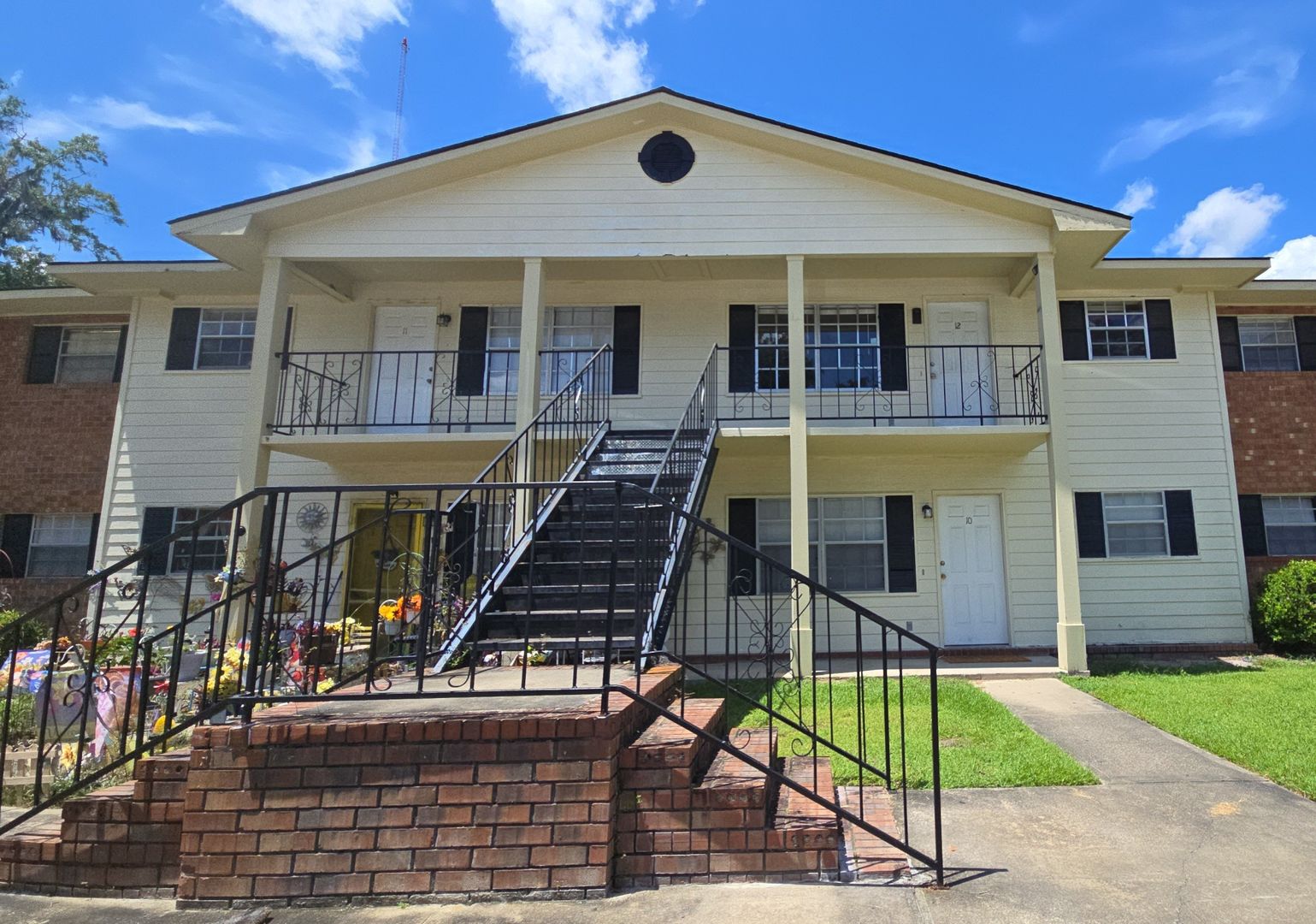 Hinesville Apartment: 122 Gause Street