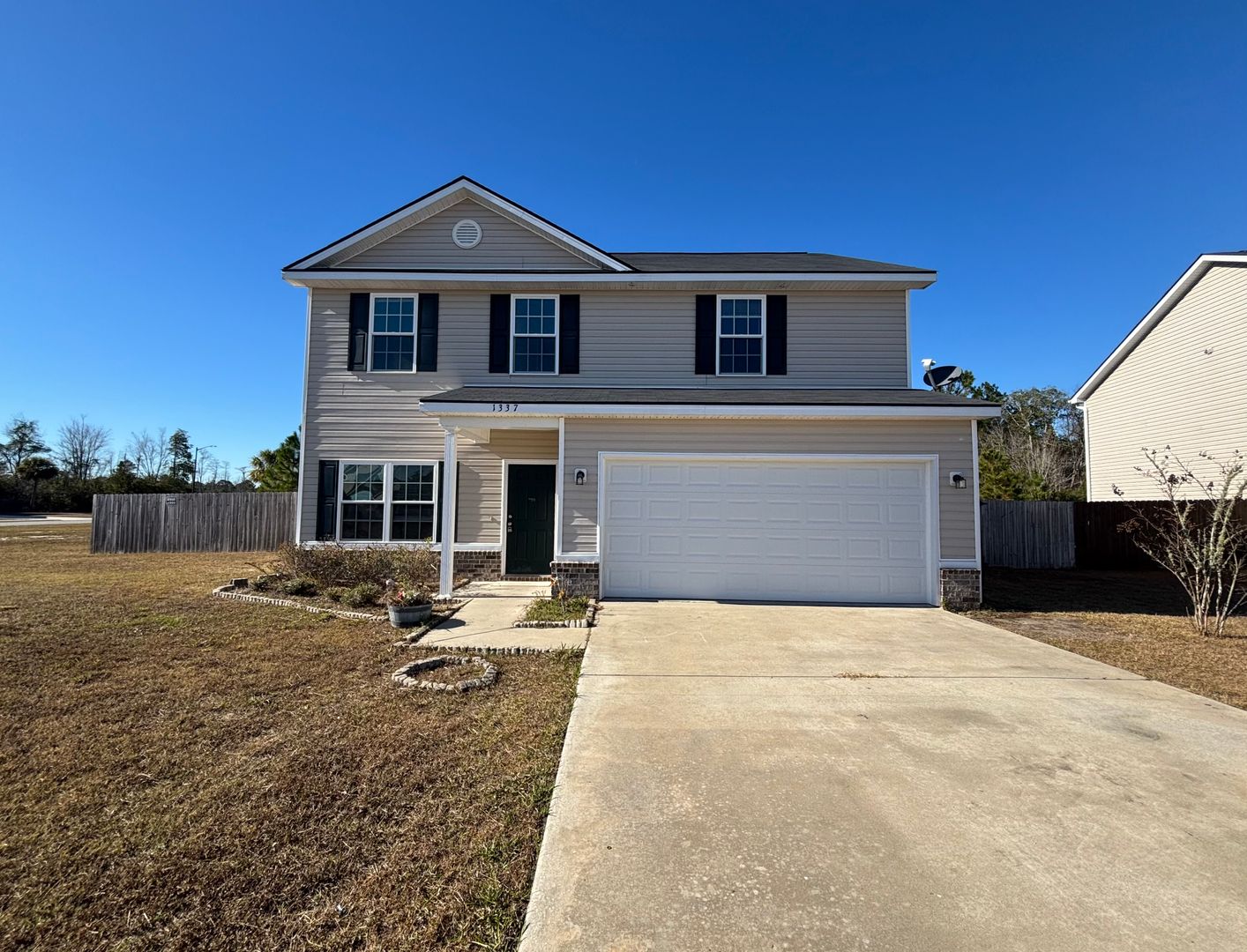 Hinesville House: 1337 Evergreen Trail
