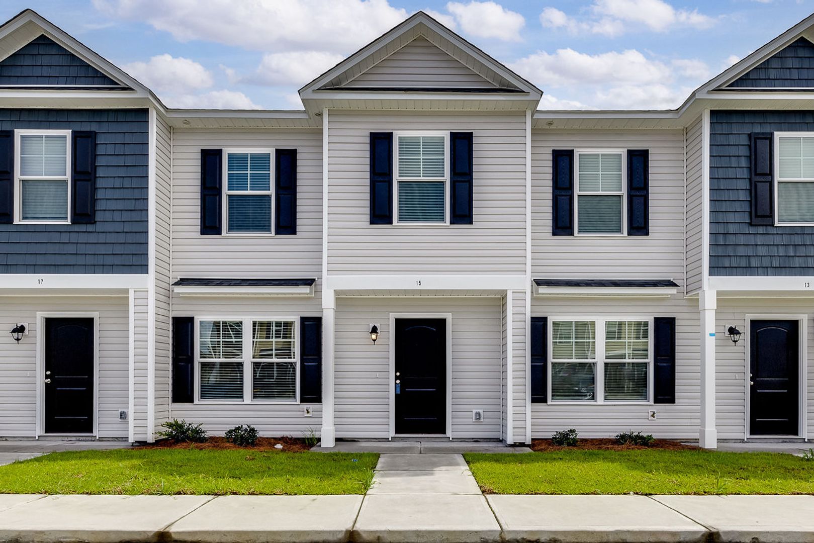 Port Wentworth Townhome: 45 Red Robin Ct