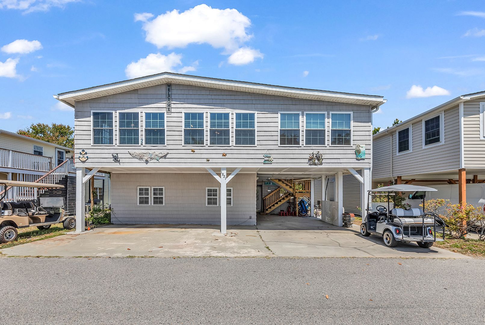 Surfside Beach House: 1821 Sanddollar Drive