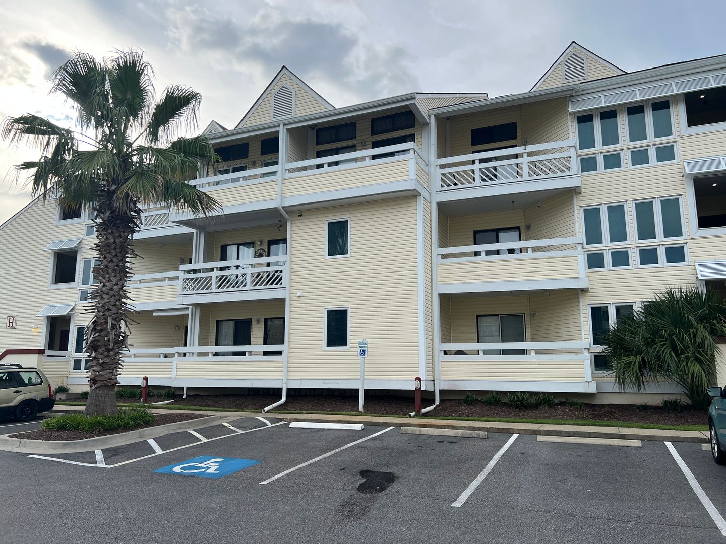North Myrtle Beach Condo: 1100 Possum Trot Road