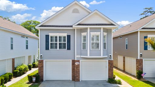 Winter Rental! Beautiful four-bedroom private home with updated appliances! Only a few blocks to the beach! – photo 1