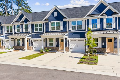 Three-Bedroom Town Furnished Home in the St. James attendance area in Prince Creek! Available Now! – photo 1
