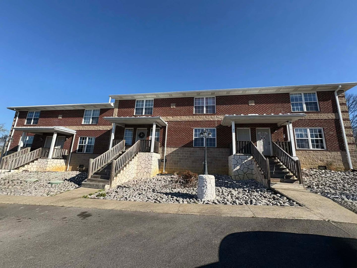 Fountain Run Apartment: 13478 Fountain Run Rd