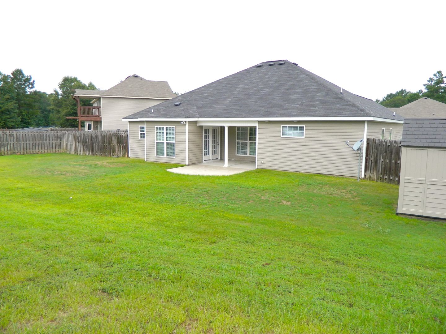 Grovetown House: 498 Sebastian Drive