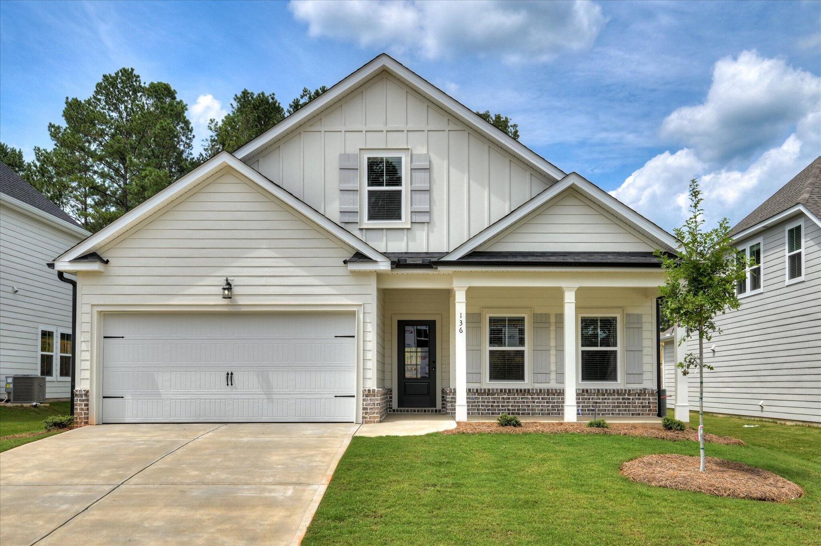 Evans House: 136 Tanager Lane