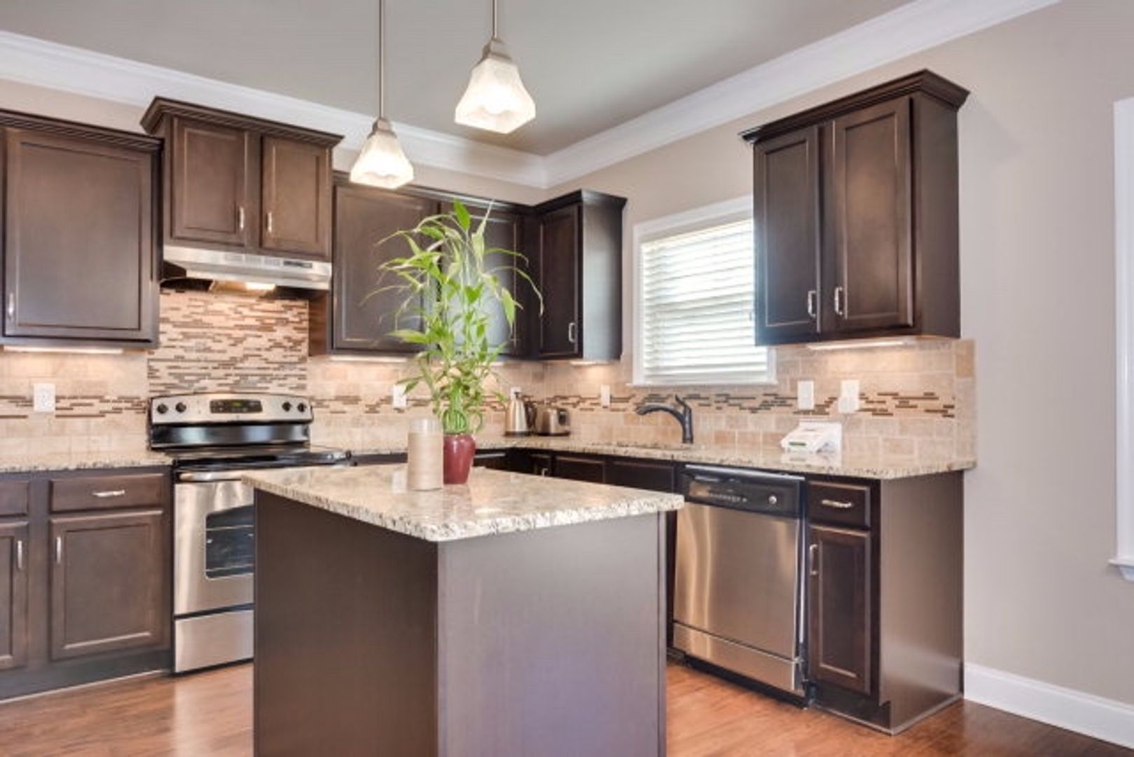 Grovetown House: 260 Wentworth Place