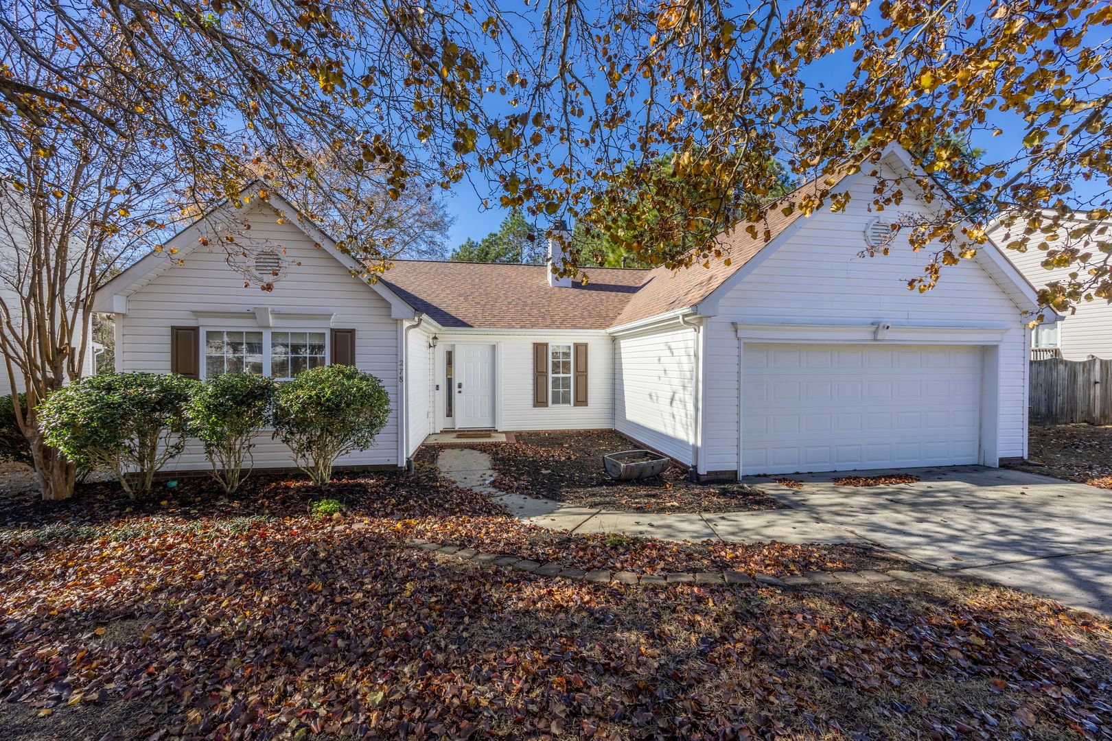 Lexington House: 278 Jessica Dr