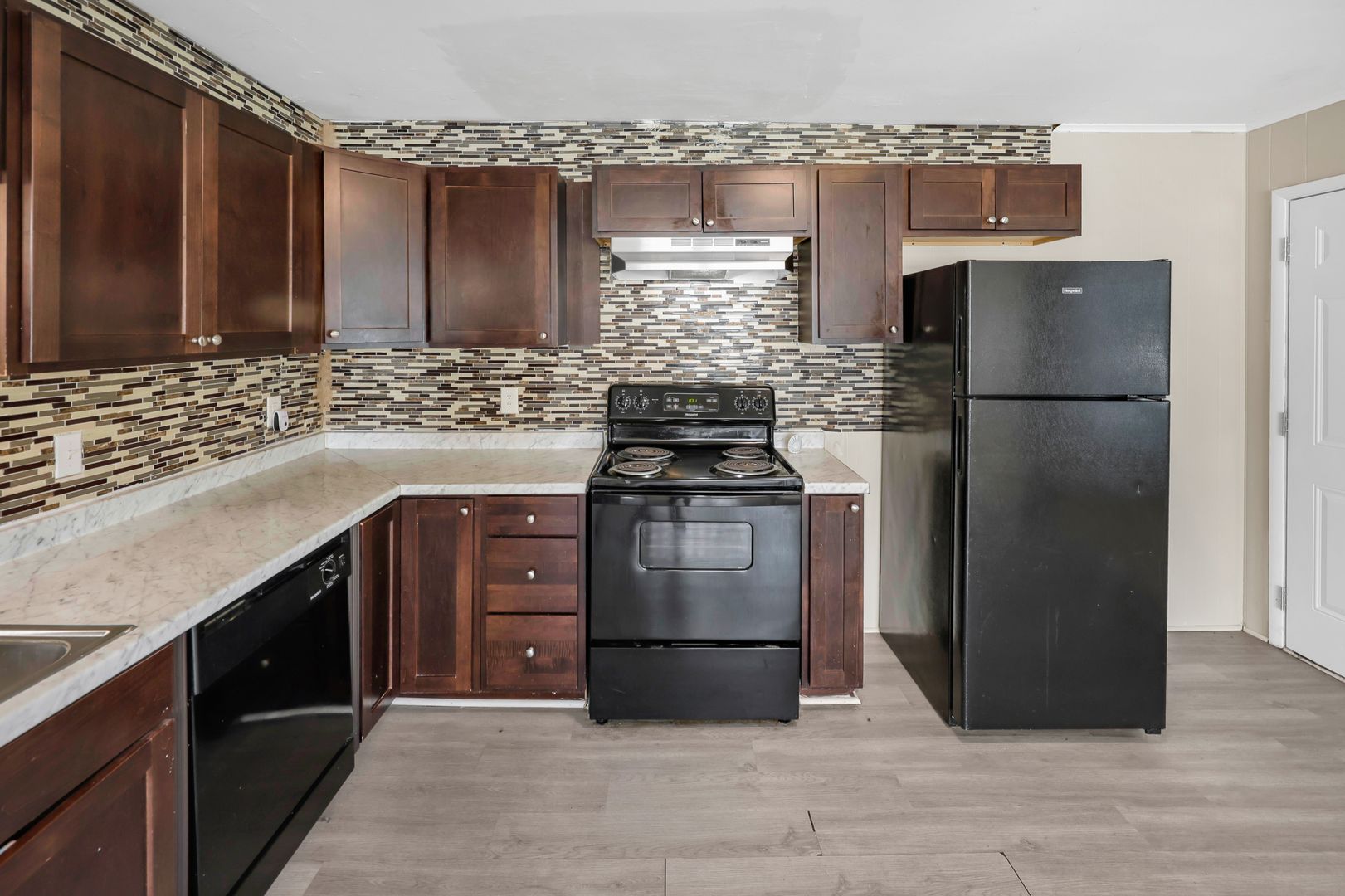 Baywater Dr 3621 - MLH Properties LLC 11 of 12