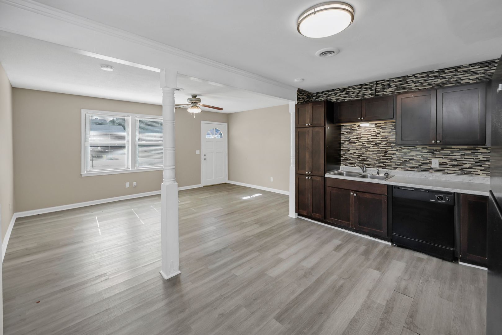 Baywater Dr 3621 - MLH Properties LLC 7 of 12