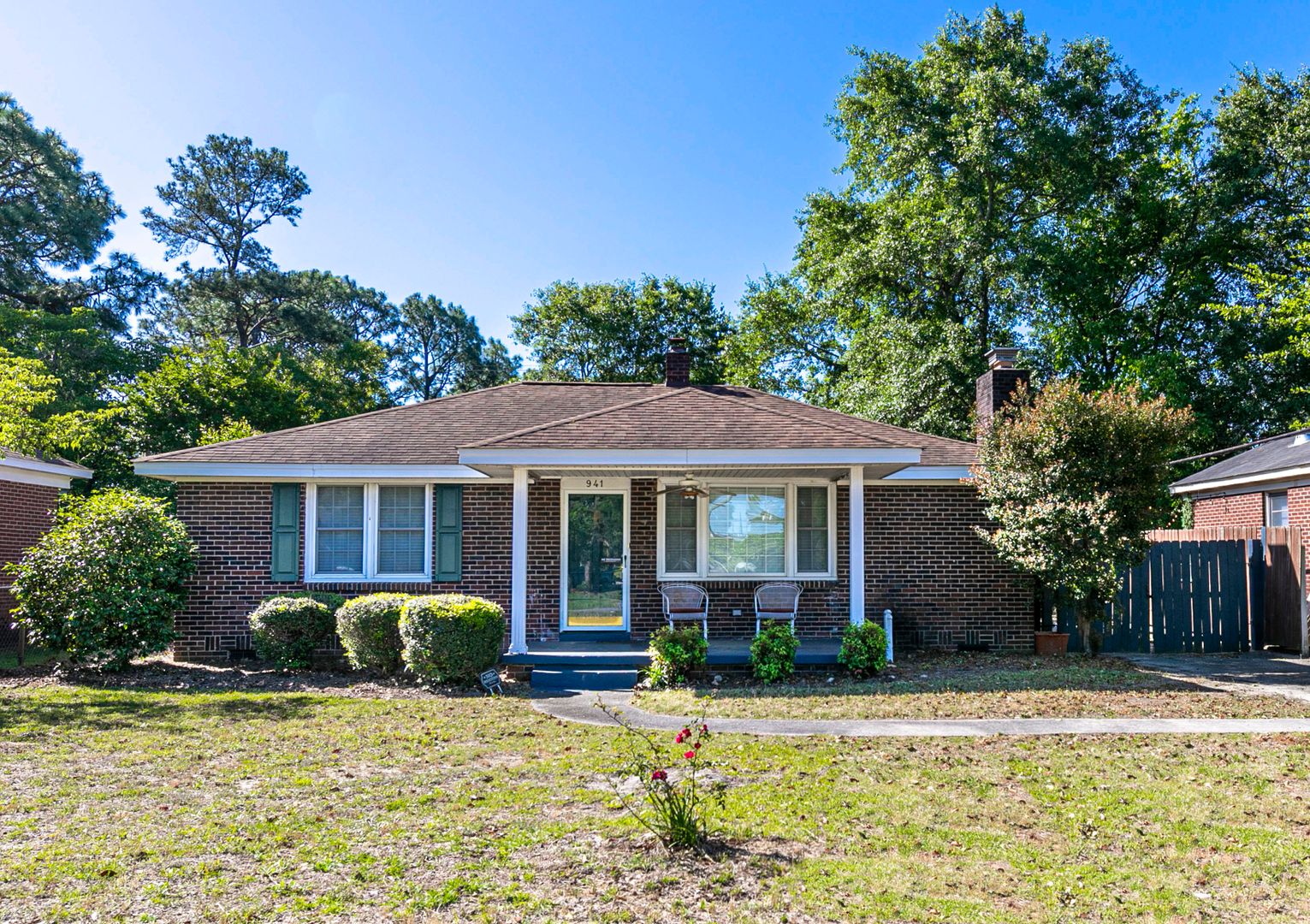 Cayce House: 941 Evergreen Ave