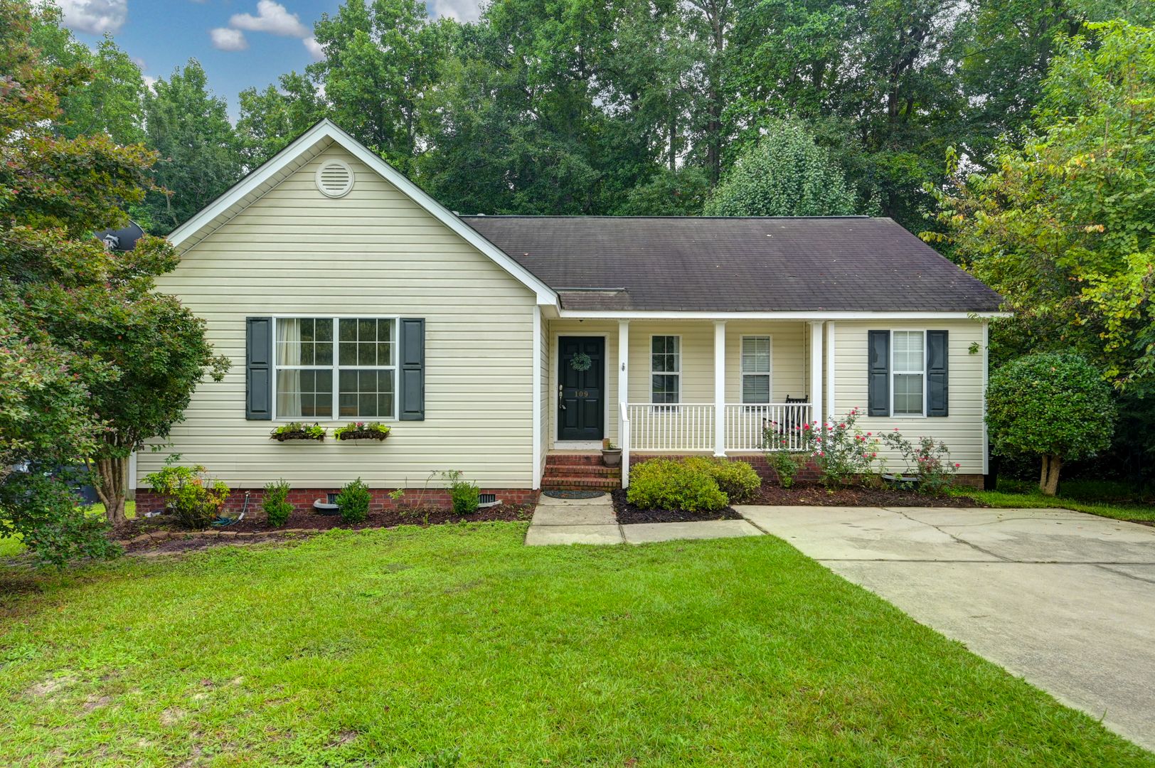 Lexington House: 109 Gibson Forest Dr