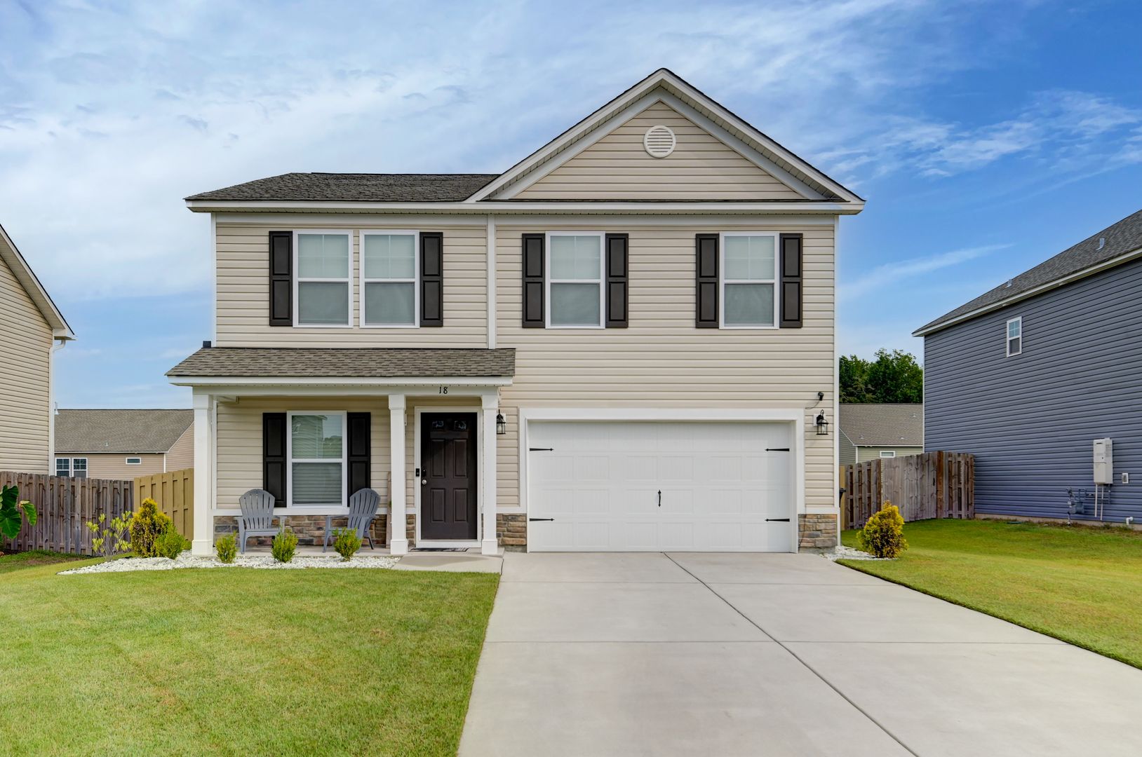Elgin House: 18 Manchurian Ct