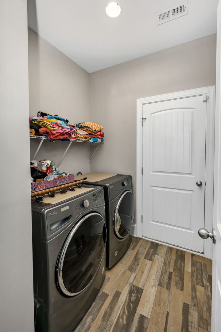 Laundry room at Pinnacle Lane 507 - Lindsey Gravino