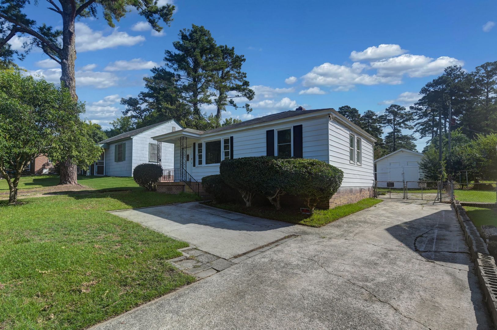 Gibson St 3908 - Marshall Hennington 2 of 12