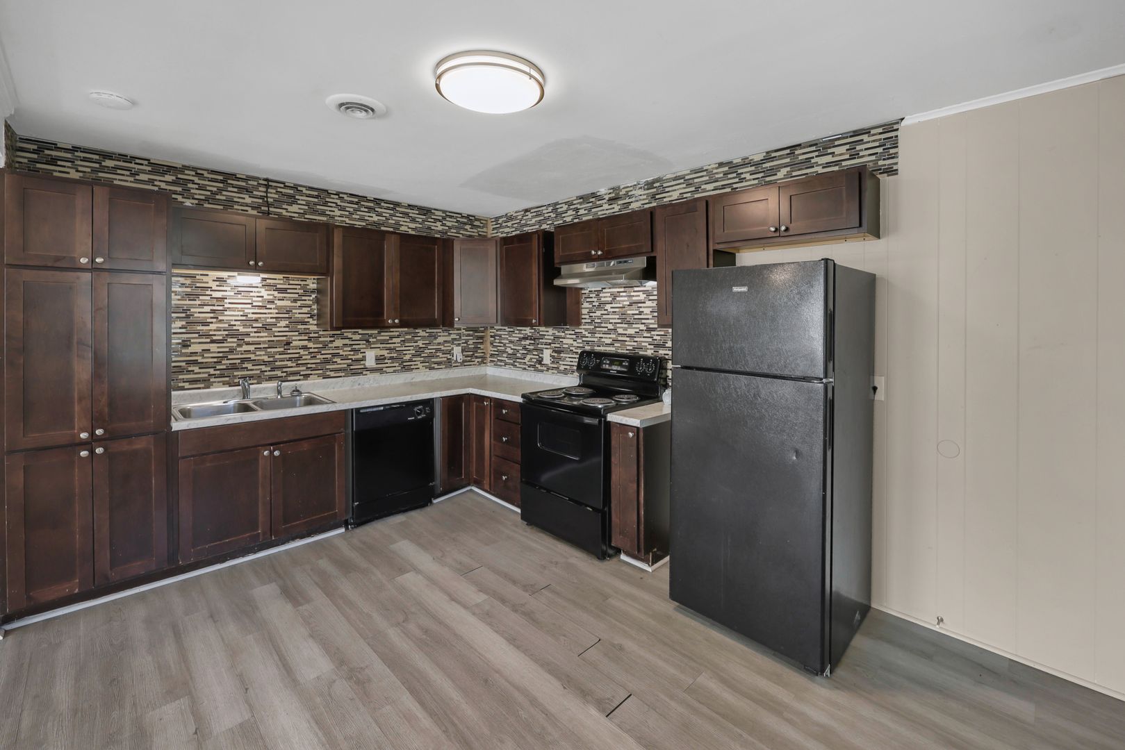Baywater Dr 3621 - MLH Properties LLC 12 of 12