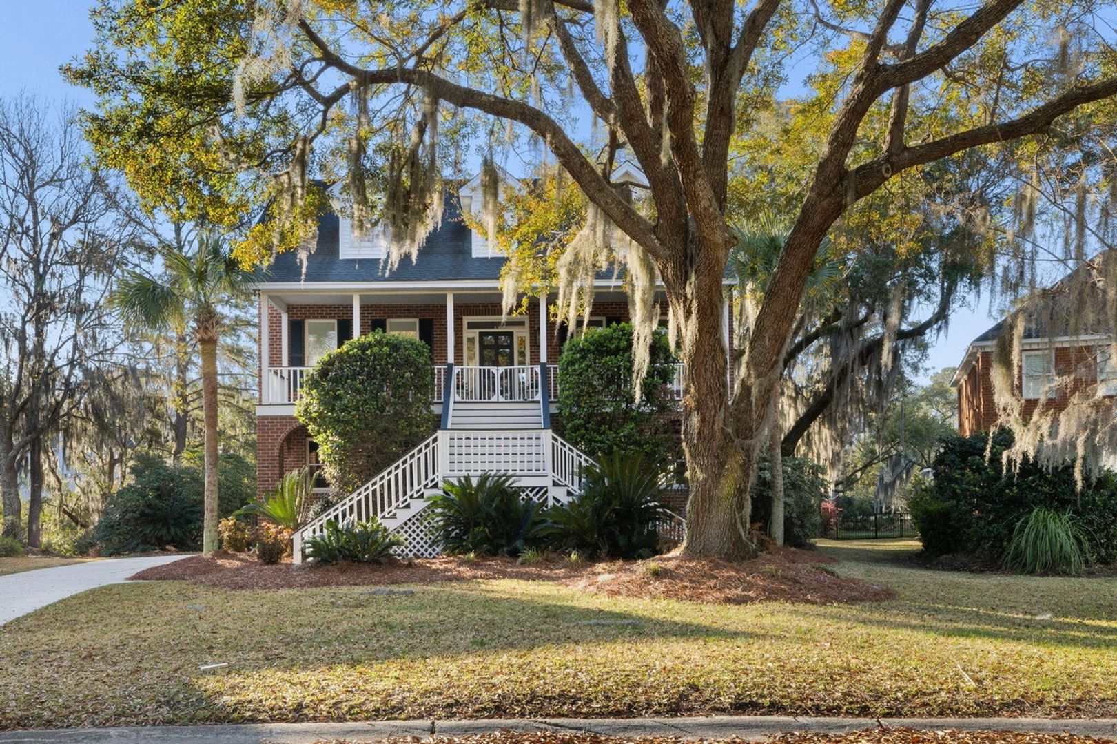 Charming Brick Home on the Marsh in Hobcaw Creek Plantation!