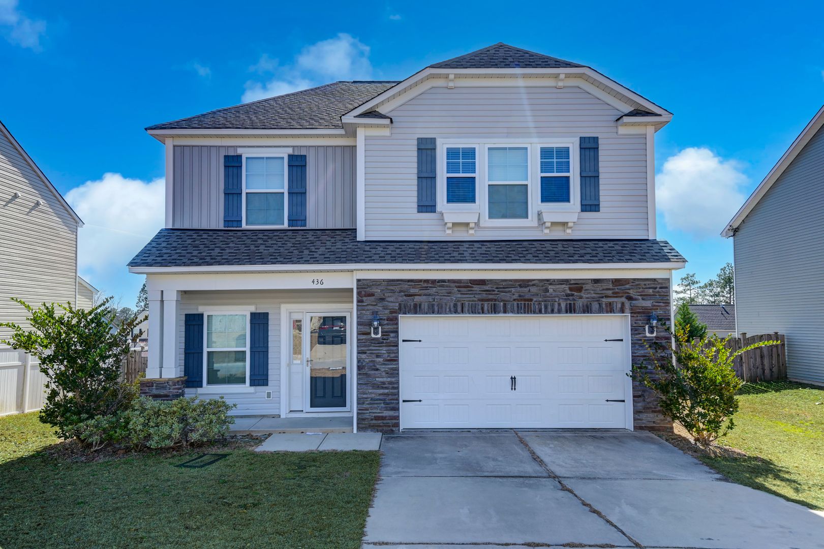 Lexington House: 436 Riglaw Circle