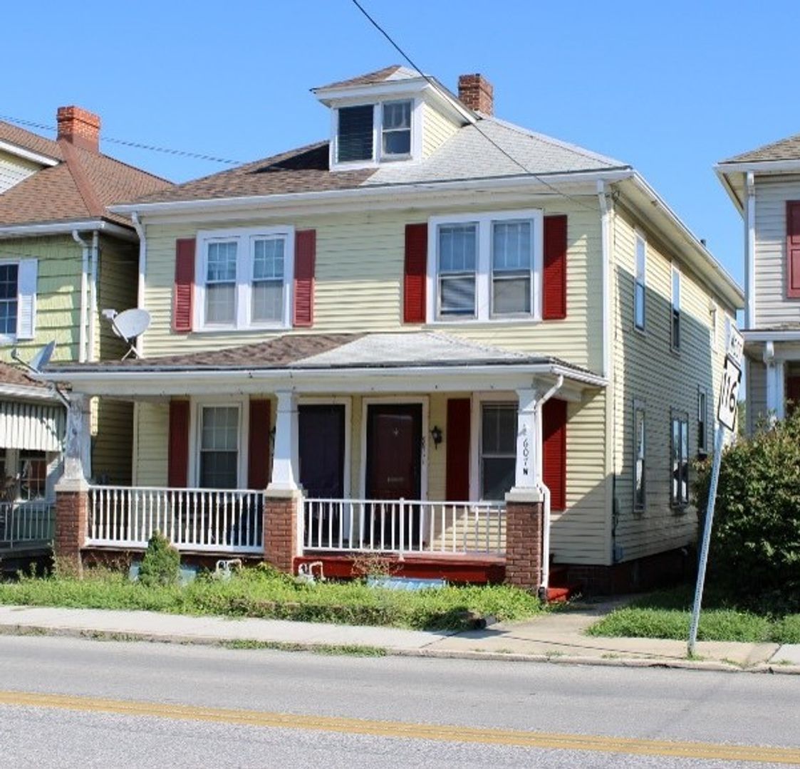 Hanover House: 607 "W" 3rd St