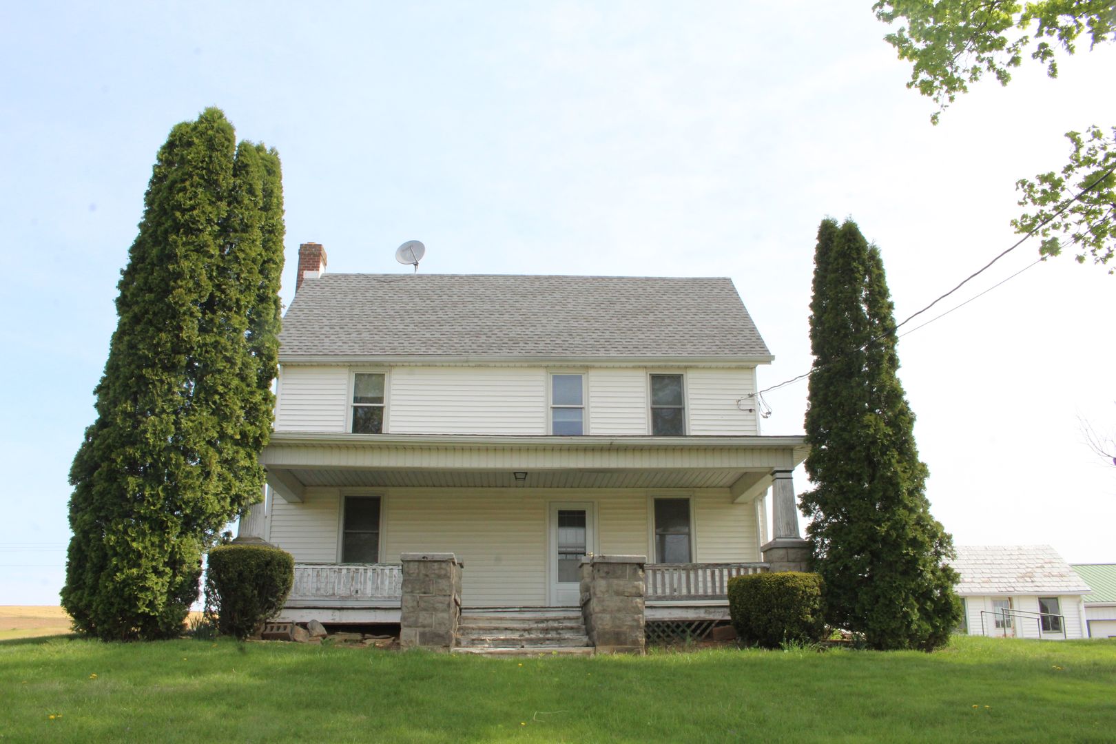 Stewartstown House: 16093 Mellinger Lane