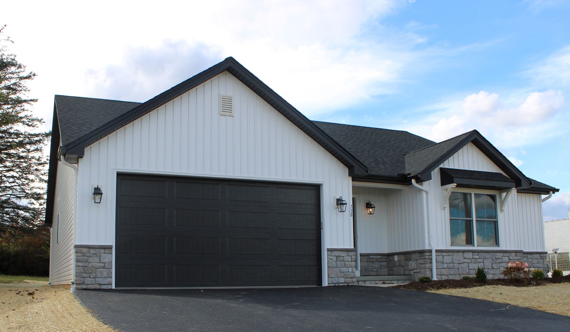 Red Lion House: 736 Wise Ave.