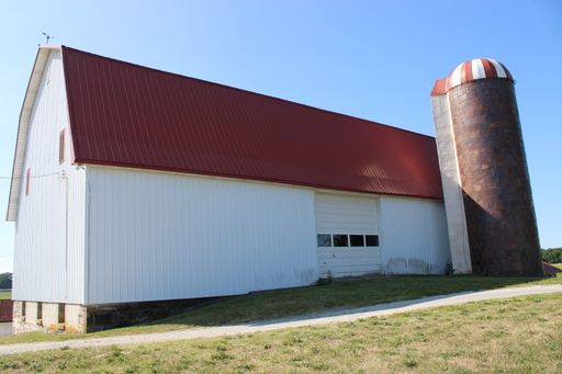 Barn and Cold Storage – photo 1