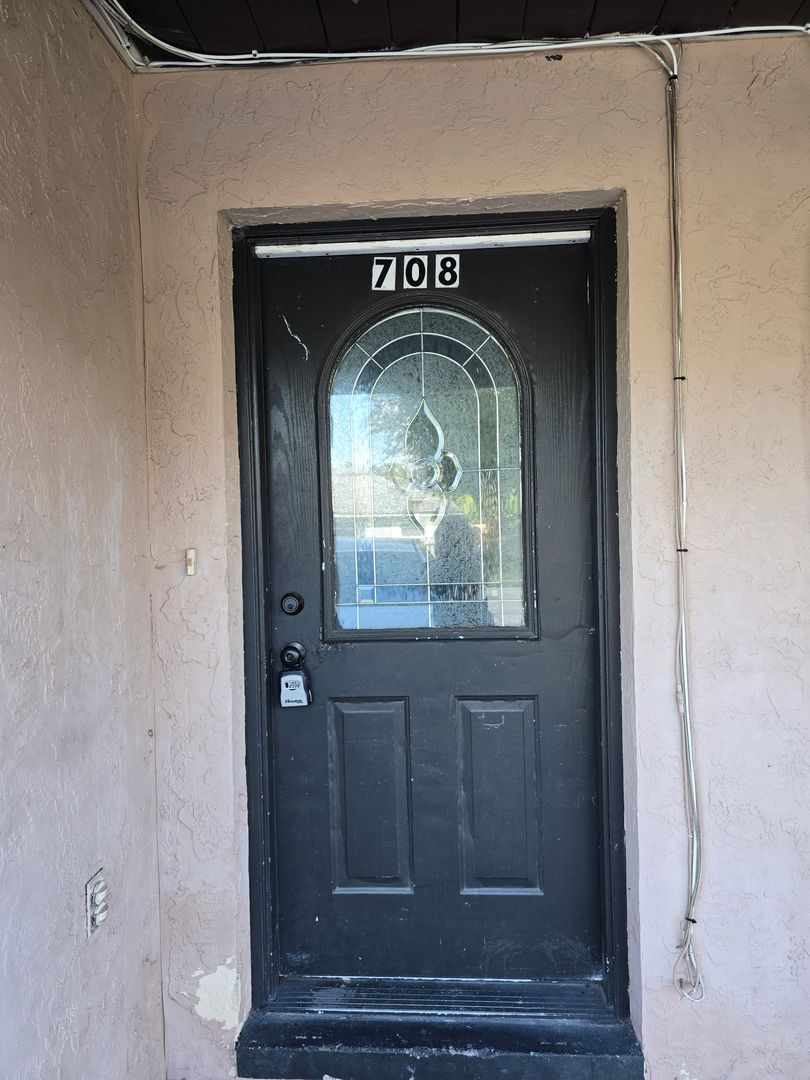 Plant City House: 706 N Maryland Ave