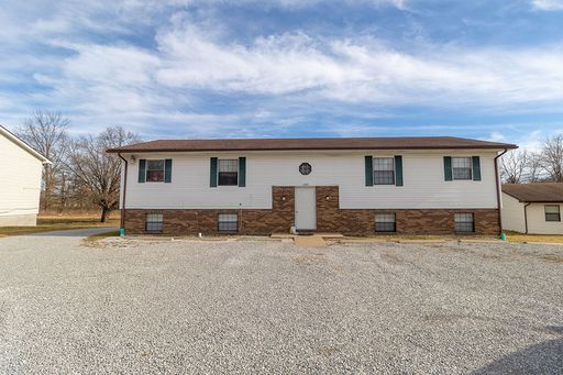 2 Bedroom in Sunrise Estates – photo 1