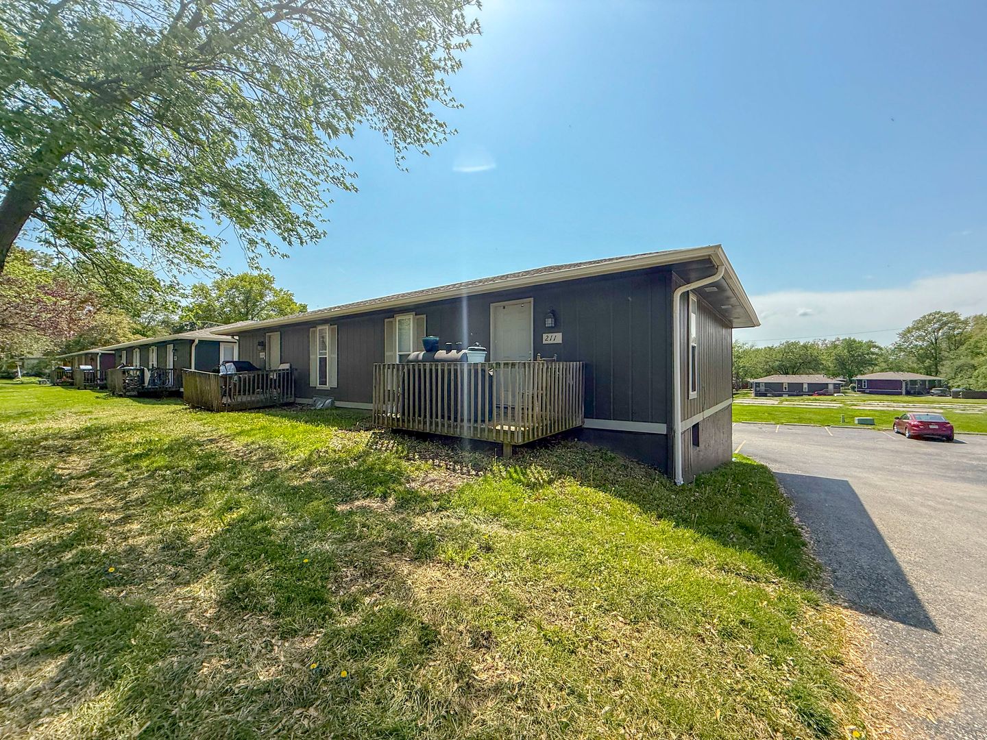 Columbia House: 211 N West Blvd