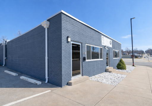 End Unit Commercial space.