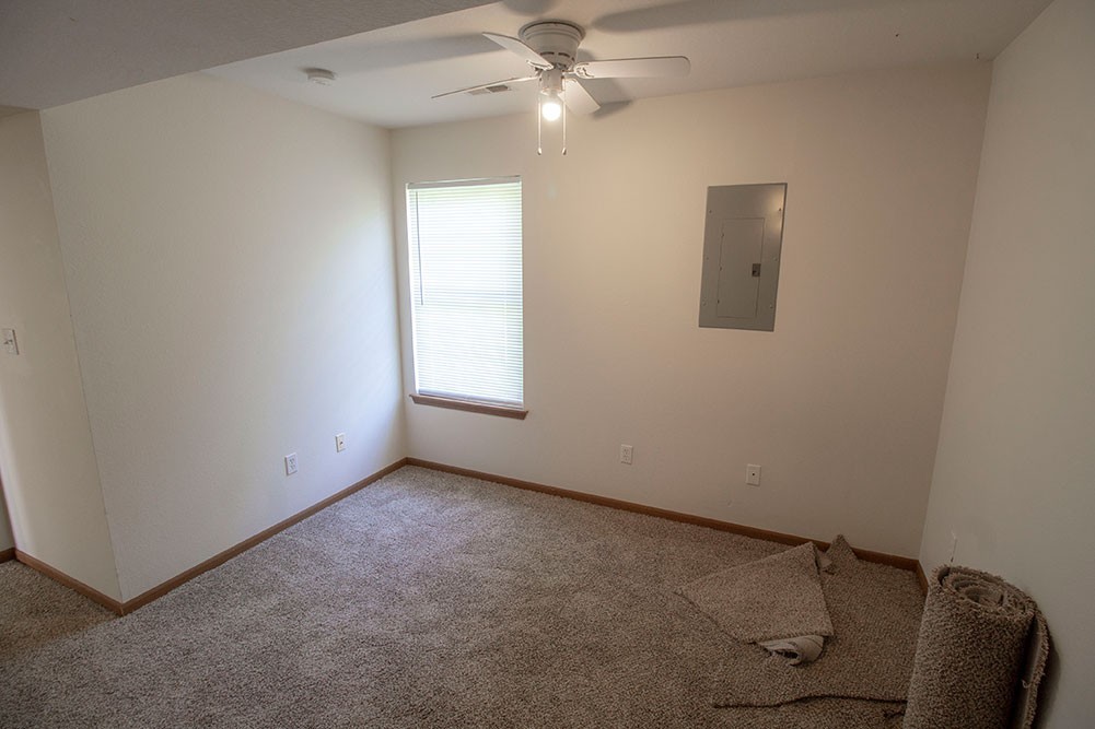 Columbia House: 1529 Bodie Dr.