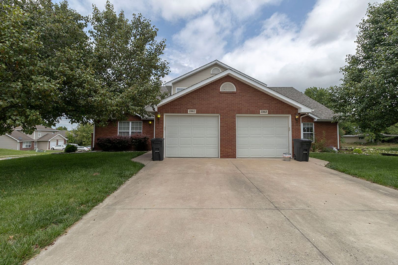Columbia House: 5983 E Limoges Dr