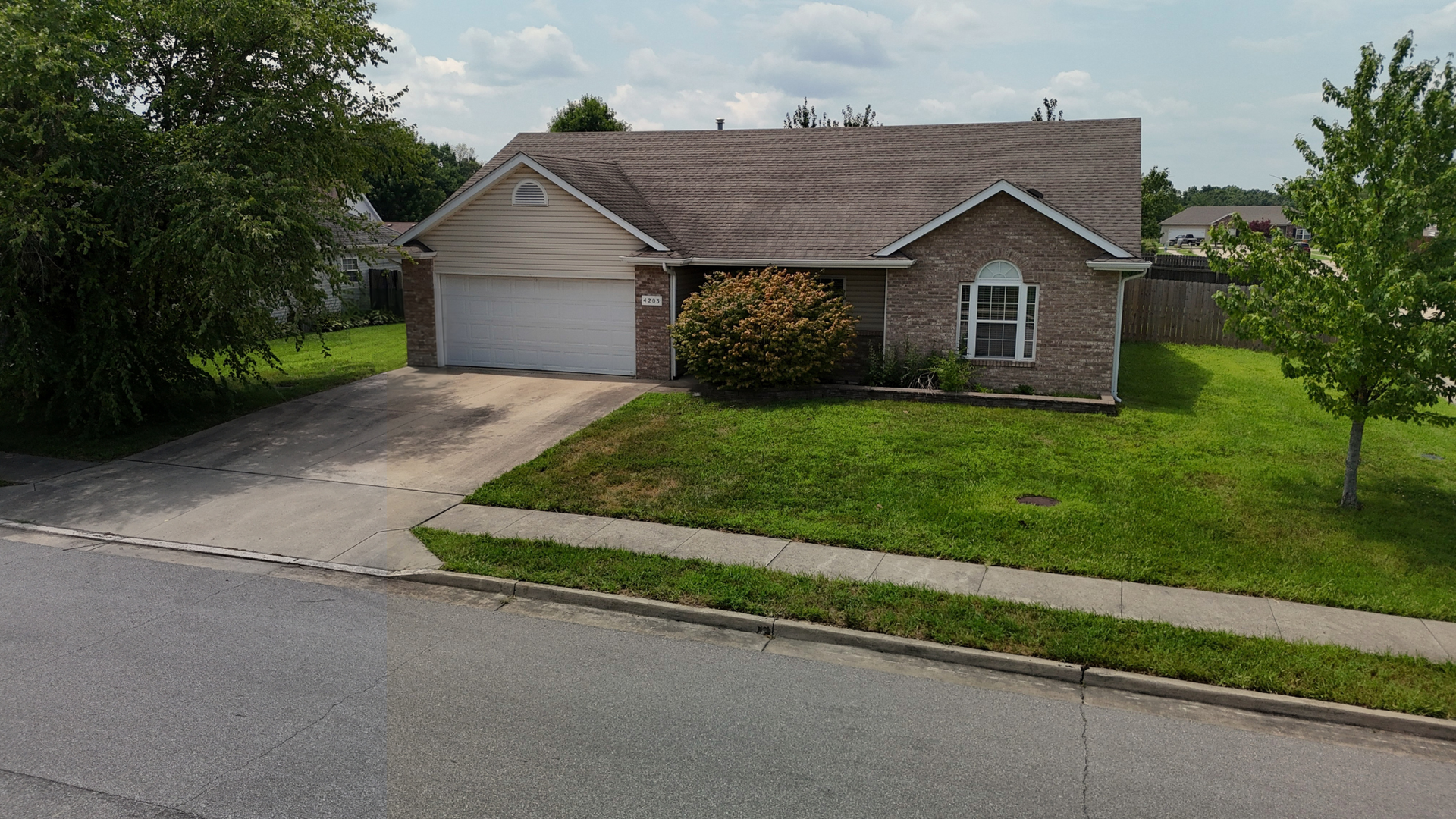 Columbia House: 4203 Spring Cress Dr