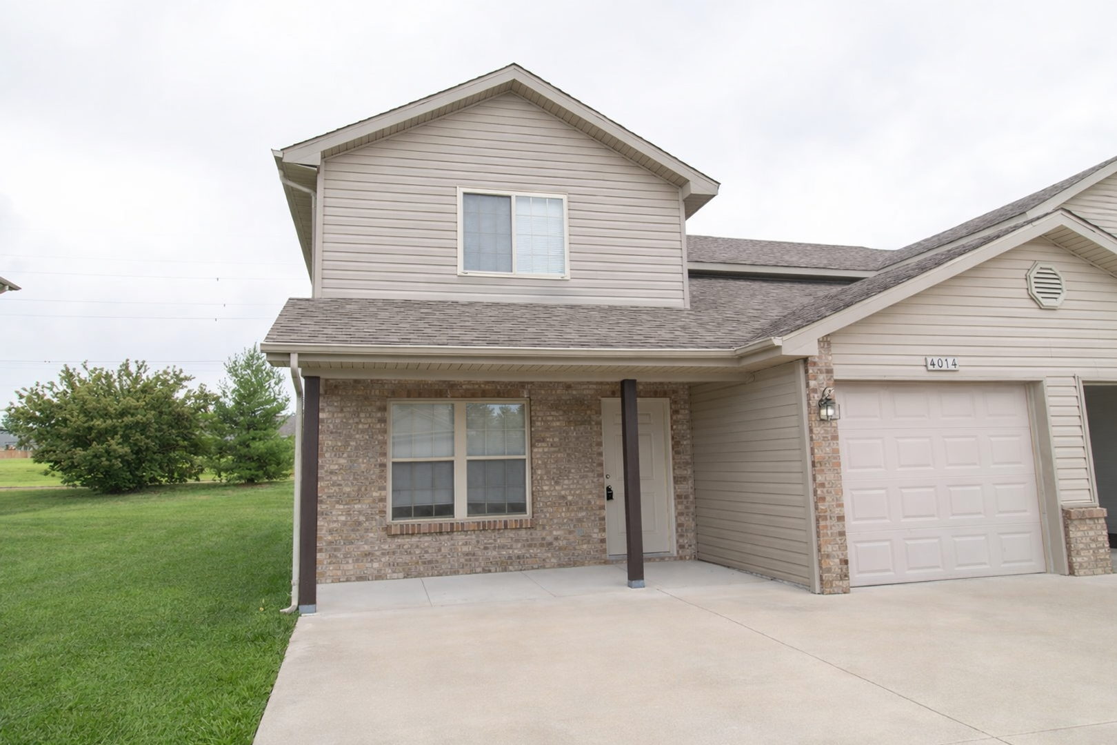 Columbia House: 4014 Snowy Owl Dr