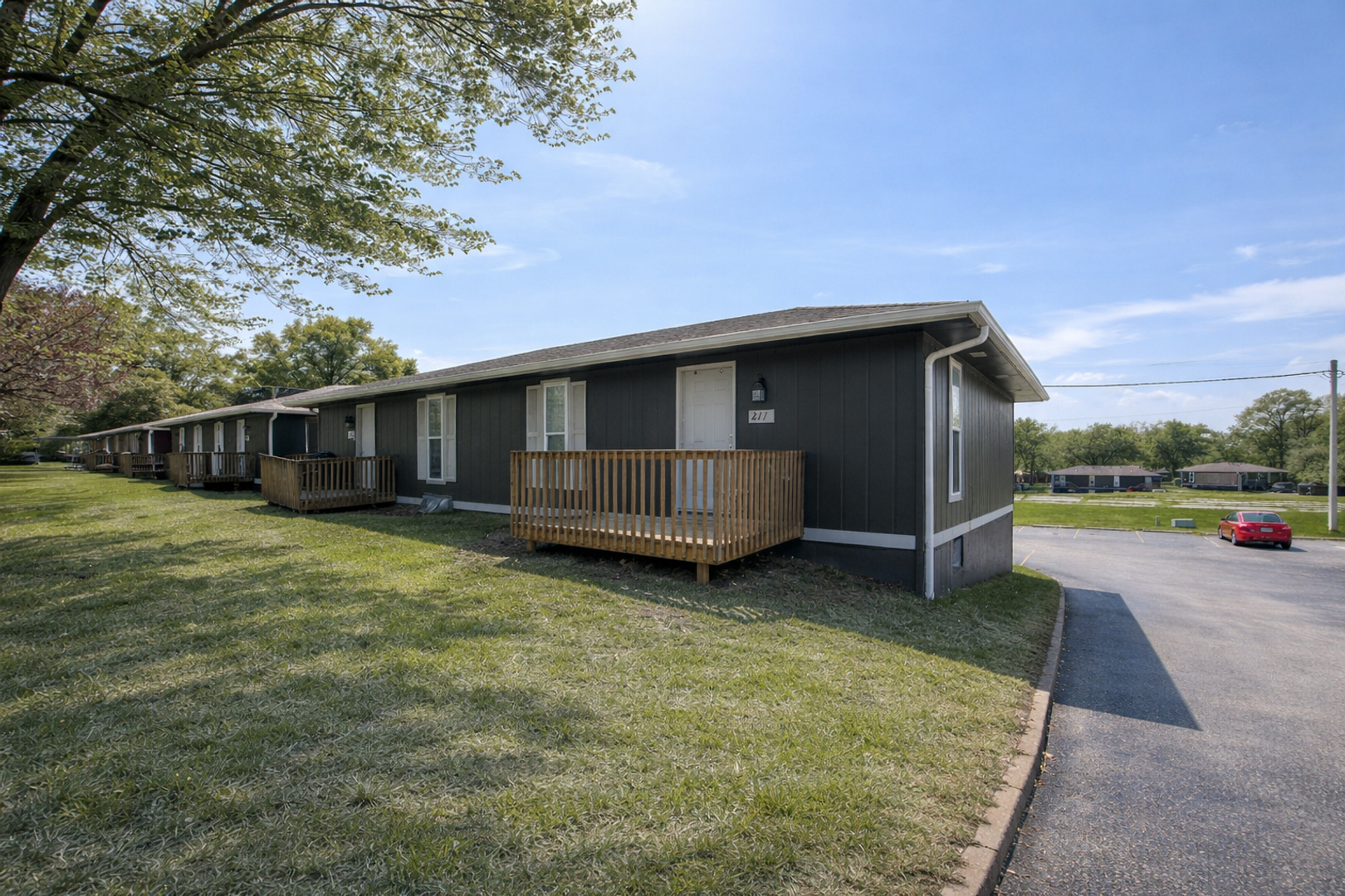 Columbia House: 211 N West Blvd