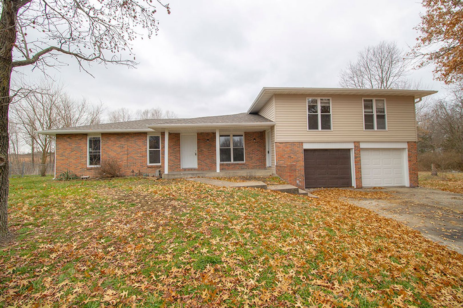 Columbia House: 4242 Santa Barbara