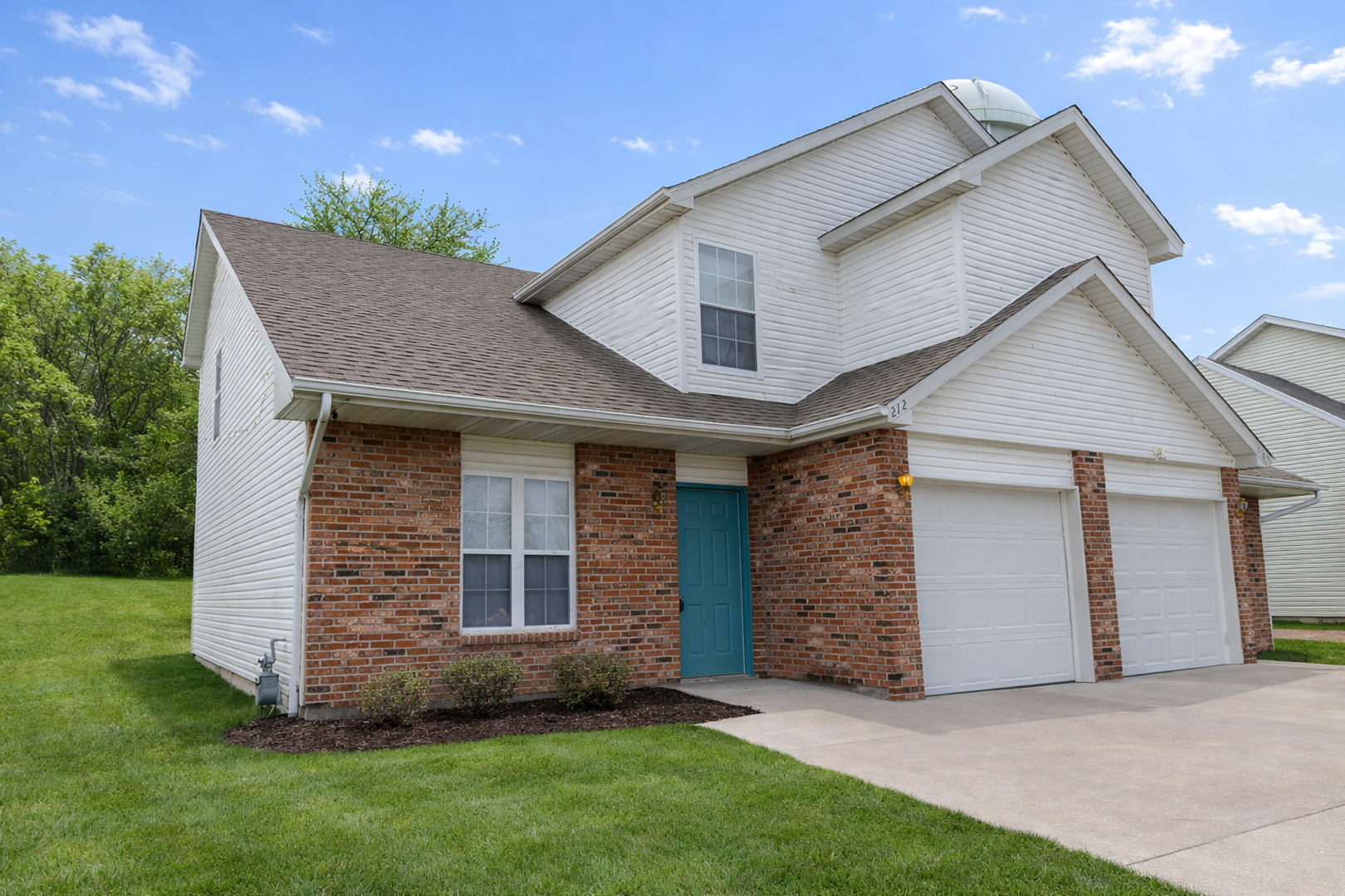 Columbia Apartment: 212-214 Nikki Way