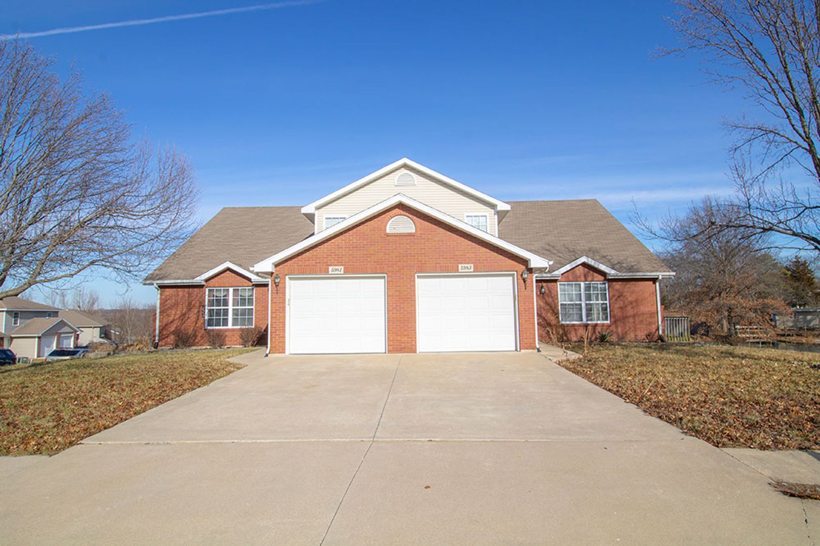 Columbia House: 5981 E Limoges Dr
