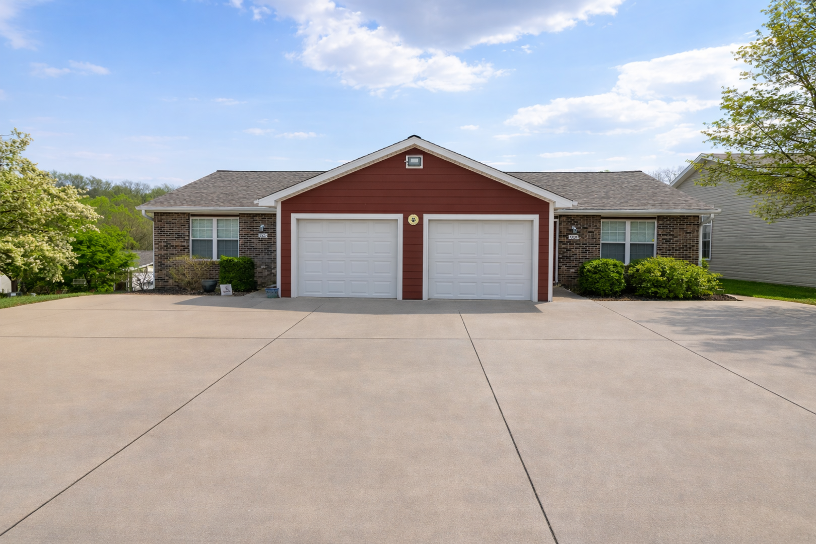 Columbia House: 3320 St. Charles Rd