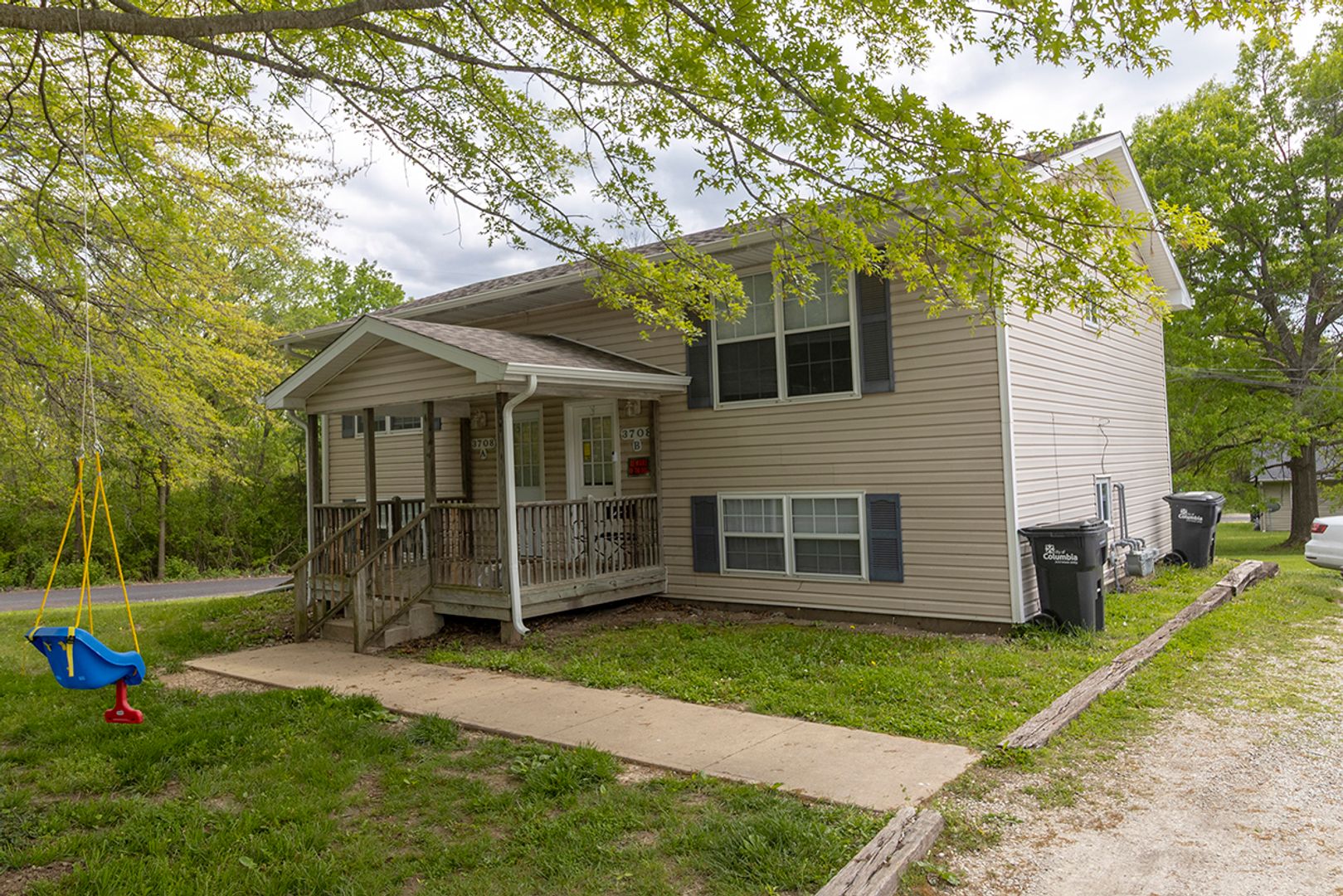 Columbia House: 3708 Greeley Dr