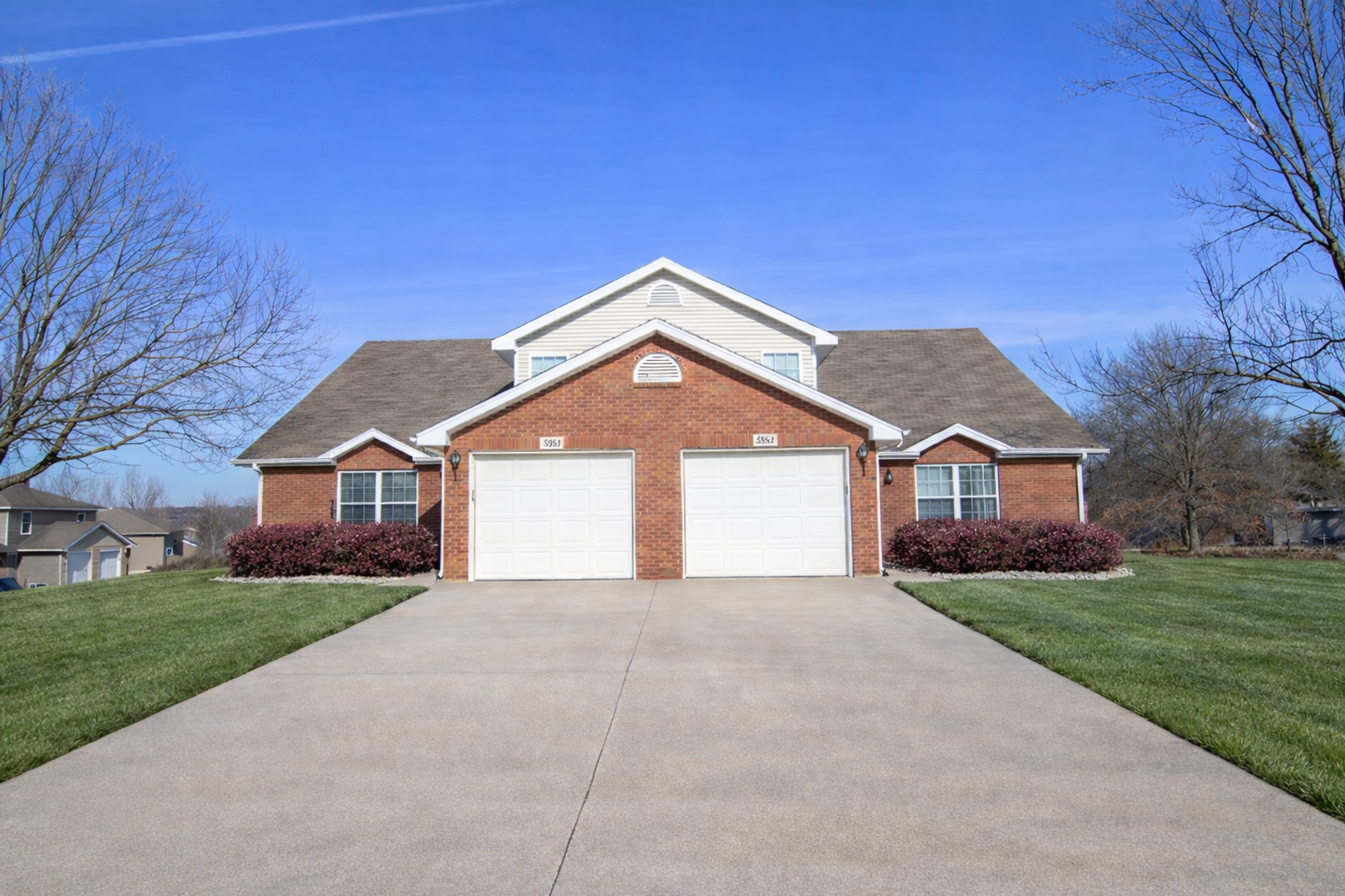 Columbia House: 5981 E Limoges Dr