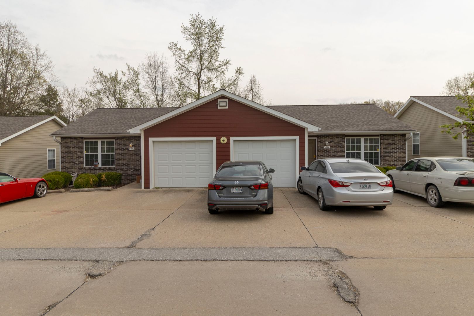 Columbia House: 3406 St. Charles Rd