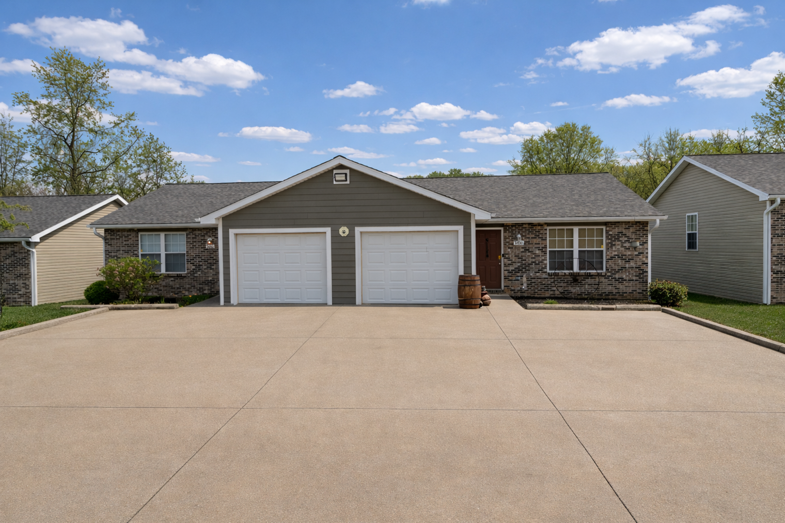 Columbia House: 3402 St. Charles Rd