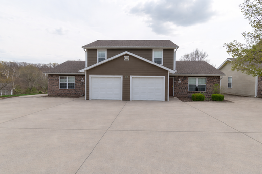 East Ridge Park Duplex – photo 1