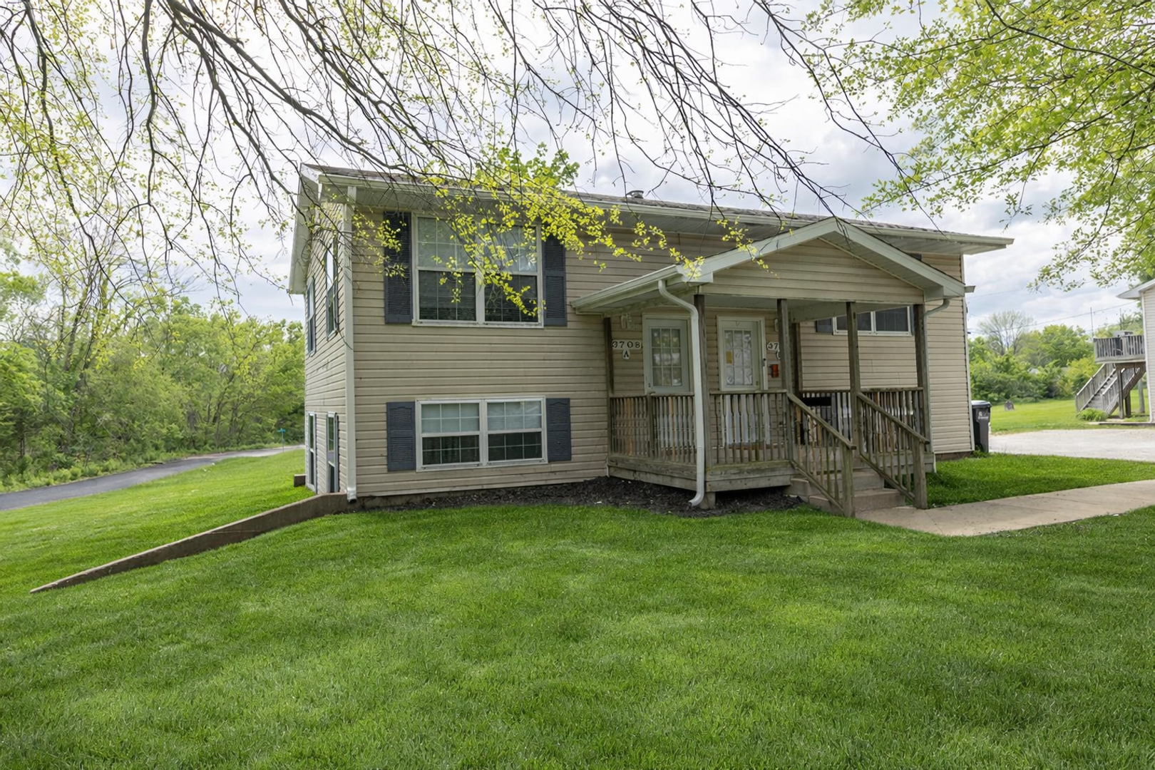 Columbia House: 3708 Greeley Dr