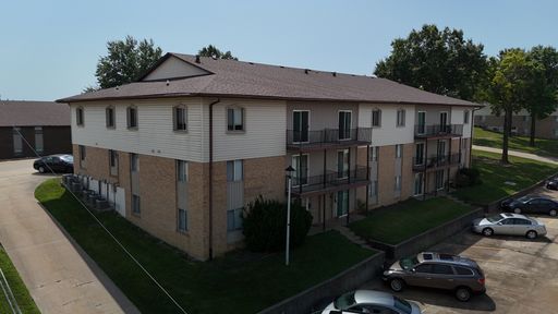2 bedrooms, 1 bathroom – photo 1