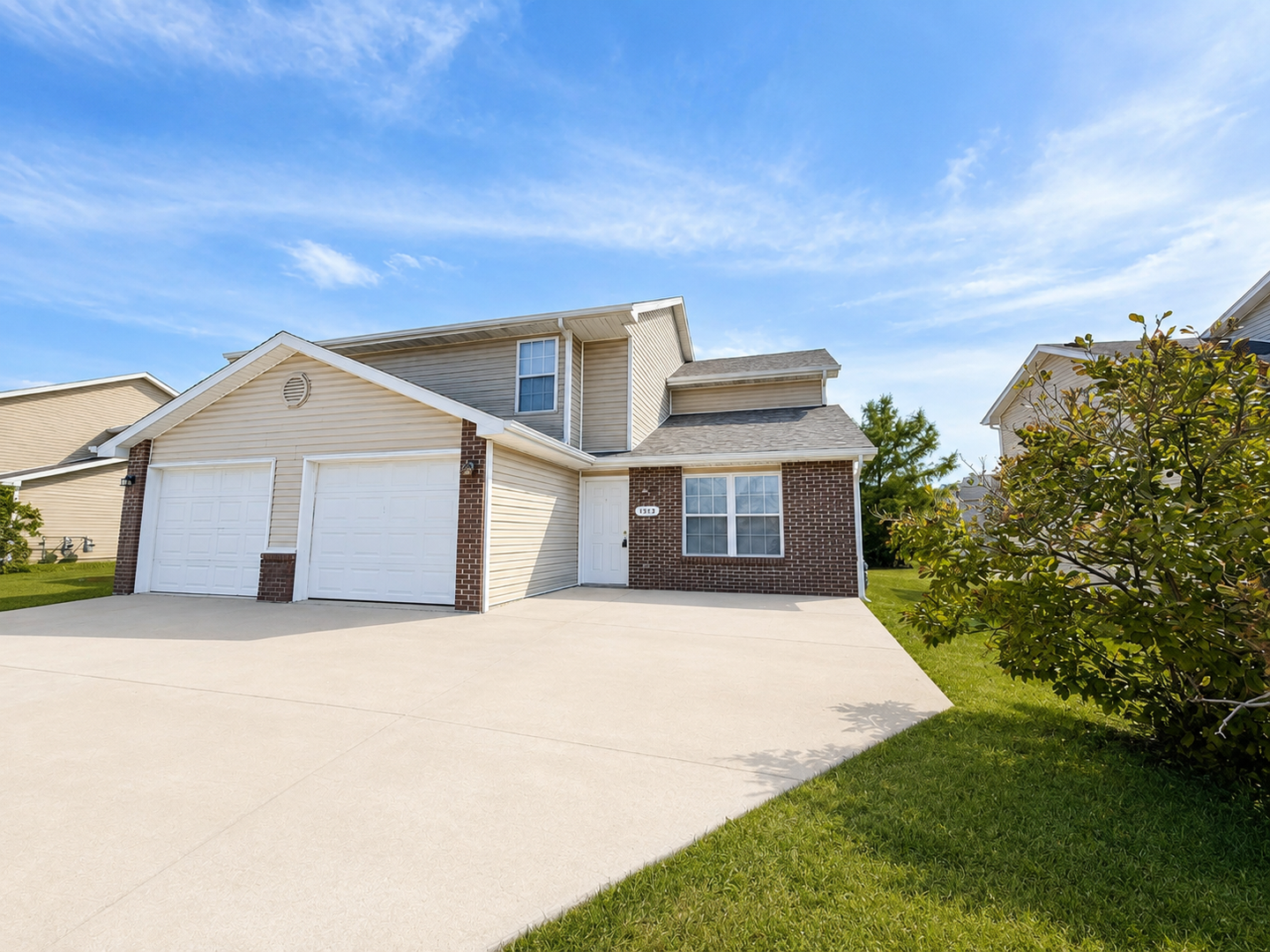 Columbia Apartment: 1512-1514 Citadel Dr.